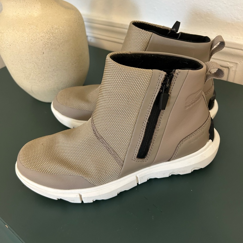 Sorel Women's Tan Ankle Boots
